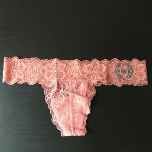 New Victoria’s Secret PINK Lace Thong Panties - XSmall